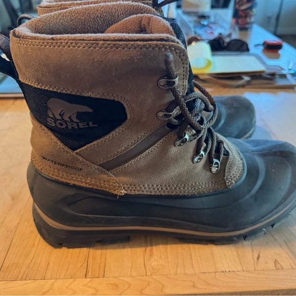 Snow Boots - Picture 2 of 3